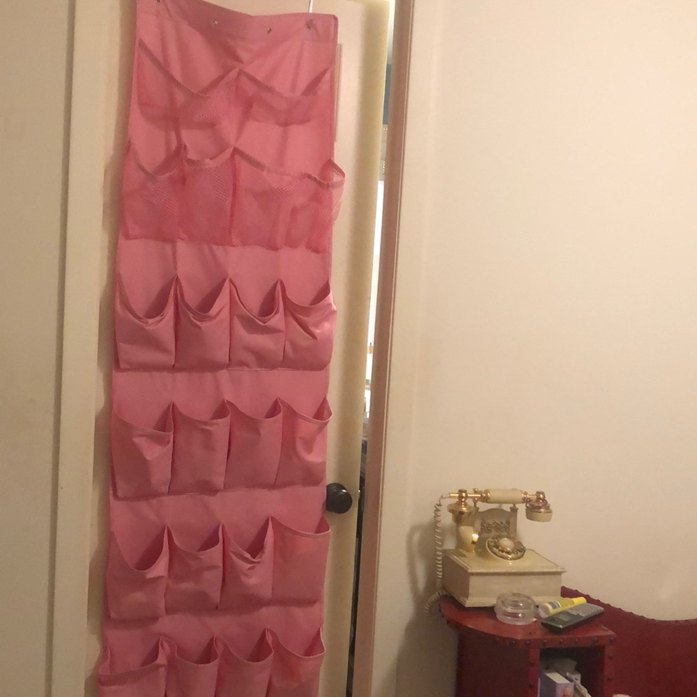 Canvas Pink over the door shoe holder 18" wide 16 shoe holders + 6 net pockets